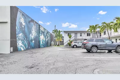 711 NE 2nd Ave #102, Fort Lauderdale, FL 33304 - Photo 14