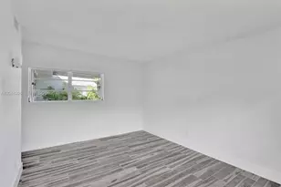 19260 NE 22nd Ave, North Miami Beach, FL 33180 - Photo 32