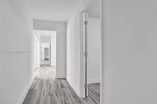 19260 NE 22nd Ave, North Miami Beach, FL 33180 - Photo 18