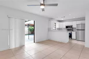 17908 NW 68th Ave, Hialeah, FL 33015 - Photo 10