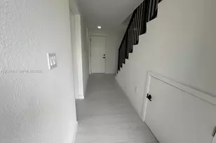 14569 SW 262nd St, Homestead, FL 33032 - Photo 2