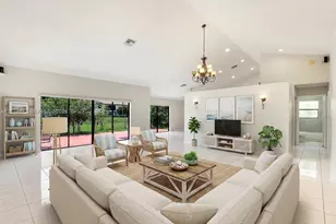 9496 Sun Pointe Dr, Boynton Beach, FL 33437 - Photo 4