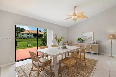 9496 Sun Pointe Dr, Boynton Beach, FL 33437 - Photo 6