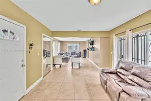 331 NE 176th St, North Miami Beach, FL 33162 - Photo 8