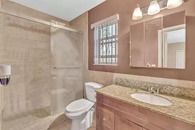 331 NE 176th St, North Miami Beach, FL 33162 - Photo 22