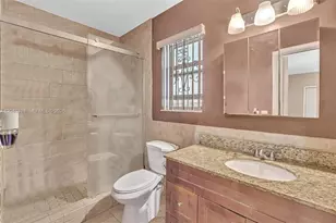 331 NE 176th St, North Miami Beach, FL 33162 - Photo 22