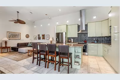 1221 E Bel Aire Dr E, Pembroke Pines, FL 33027 - Photo 16
