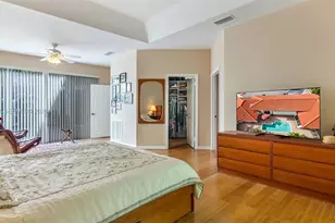 1221 E Bel Aire Dr E, Pembroke Pines, FL 33027 - Photo 30