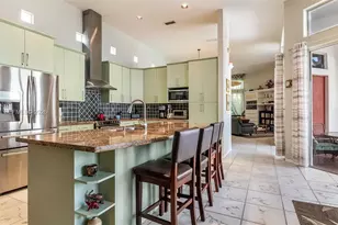 1221 E Bel Aire Dr E, Pembroke Pines, FL 33027 - Photo 18