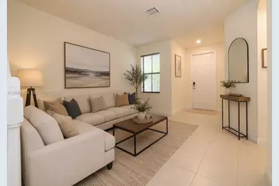 10934 W 33rd Way, Hialeah, FL 33018 - Photo 6