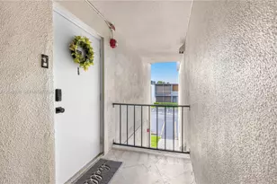 8752 SW 12th St, Miami, FL 33174 - Photo 36