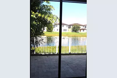 9336 W 34th Ct, Hialeah, FL 33018 - Photo 18