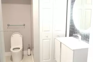 9336 W 34th Ct, Hialeah, FL 33018 - Photo 8