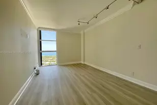 20281 E Country Club Dr, Aventura, FL 33180 - Photo 24