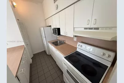 7400 W 20th Ave #420, Hialeah, FL 33016 - Photo 1