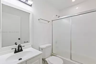 6823 W 36th Ave #201, Hialeah, FL 33018 - Photo 16