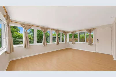 10020 Bahia Dr, Cutler Bay, FL 33189 - Photo 24