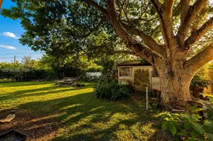 10020 Bahia Dr, Cutler Bay, FL 33189 - Photo 46
