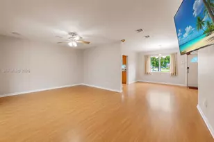 10020 Bahia Dr, Cutler Bay, FL 33189 - Photo 10