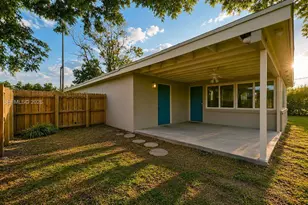 10020 Bahia Dr, Cutler Bay, FL 33189 - Photo 40