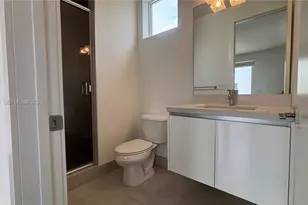 10108 NW 77th St, Doral, FL 33178 - Photo 28