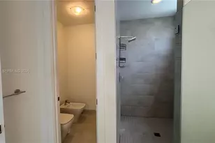 10108 NW 77th St, Doral, FL 33178 - Photo 58