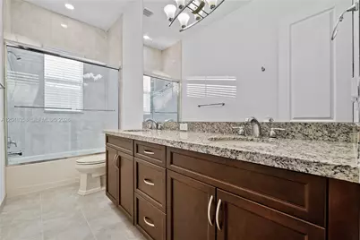 5301 S Sterling Ranch Cir, Davie, FL 33314 - Photo 42