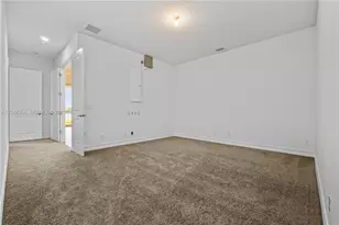 5301 S Sterling Ranch Cir, Davie, FL 33314 - Photo 30