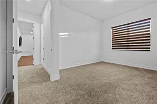 5301 S Sterling Ranch Cir, Davie, FL 33314 - Photo 24