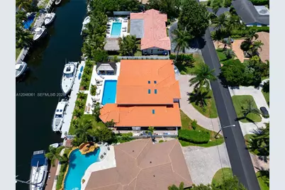 2770 NE 23rd Pl, Pompano Beach, FL 33062 - Photo 8