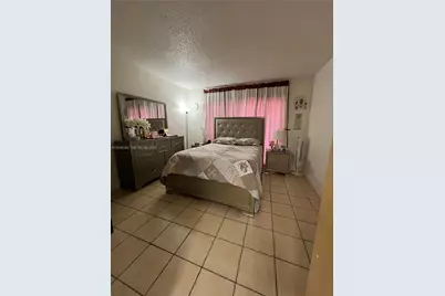 870 SW 129th Pl #106, Miami, FL 33184 - Photo 6