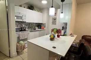 870 SW 129th Pl, Miami, FL 33184 - Photo 10