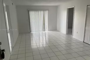 4715 NW 7th St, Miami, FL 33126 - Photo 6