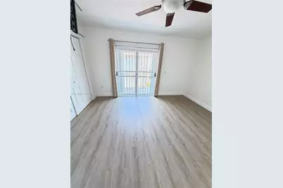 6926 NW 166th Ter #1302, Miami Lakes, FL 33014 - Photo 6