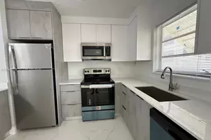 1722 Mayo St, Hollywood, FL 33020 - Photo 2