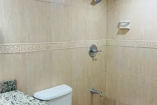 5705 W 20th Ave, Hialeah, FL 33012 - Photo 8