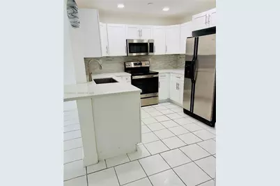 5705 W 20th Ave #101, Hialeah, FL 33012 - Photo 4