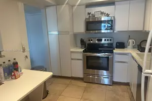 18041 Biscayne Blvd, Aventura, FL 33160 - Photo 4