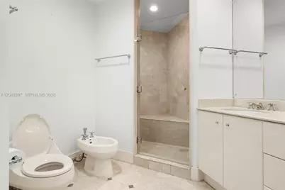 100 S Pointe Dr #501, Miami Beach, FL 33139 - Photo 12