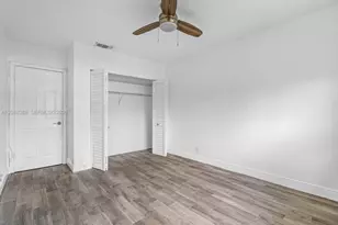 260 NW 19th St, Boca Raton, FL 33432 - Photo 4