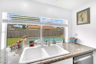 2401 NW 110th Terrace, Sunrise, FL 33322 - Photo 10