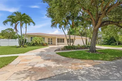 621 NW 74th Ave, Plantation, FL 33317 - Photo 6