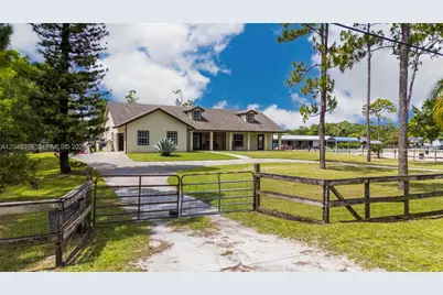 11448 N 59th St N, West Palm Beach, FL 33411 - Photo 2
