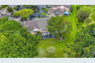 7102 Woodmont Way, Tamarac, FL 33321 - Photo 30