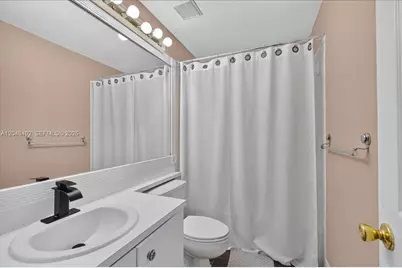 7102 Woodmont Way, Tamarac, FL 33321 - Photo 16