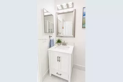 1012 NE 17th Ct #2, Fort Lauderdale, FL 33305 - Photo 6