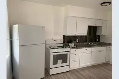 16675 NE 20th Ave #6, North Miami Beach, FL 33162 - Photo 2