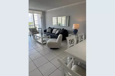 5601 Collins Ave #823, Miami Beach, FL 33140 - Photo 16