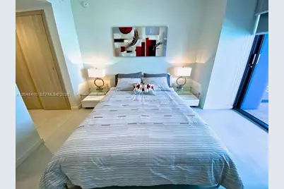 1000 Brickell Plaza #1914, Miami, FL 33131 - Photo 14