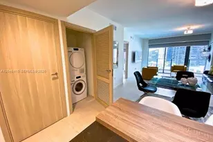 1000 Brickell Plaza, Miami, FL 33131 - Photo 8